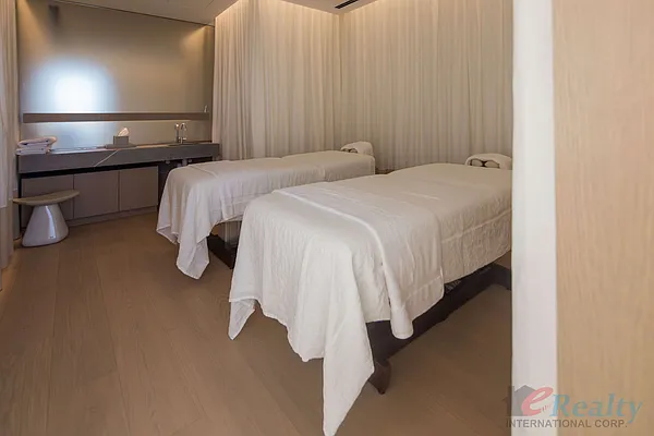 Rented by E Realty International Corp | media 42