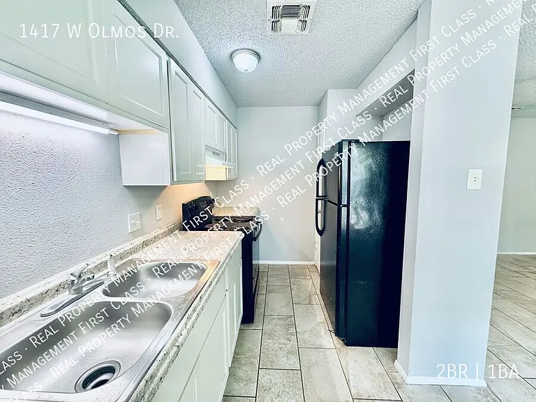 1417 W Olmos Dr — Photo 5