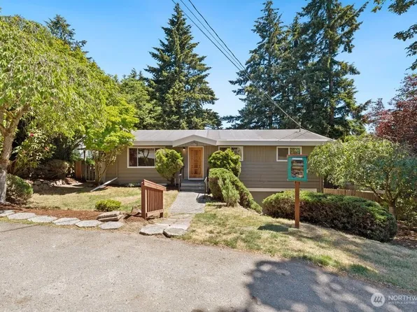 10312 Wallingford Avenue N, Seattle, WA 98133