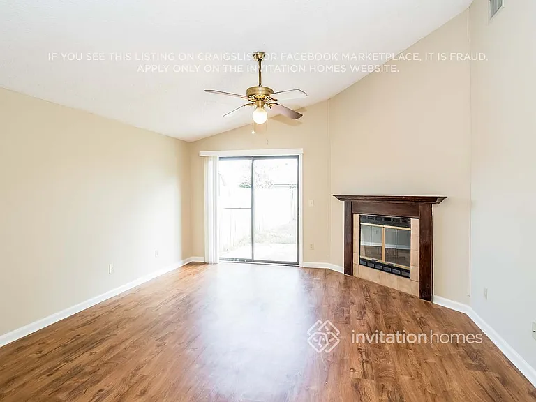 409 Filmore Dr — Photo 3