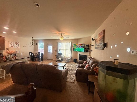 5th image of 2193 Capella Cir SW