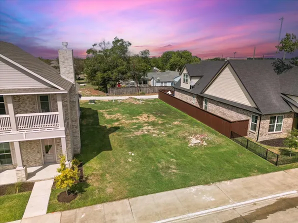 221 E 5th St, Ferris, TX 75125