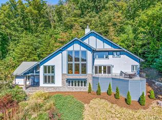 92 Robinhood Rd, Asheville, NC 28804