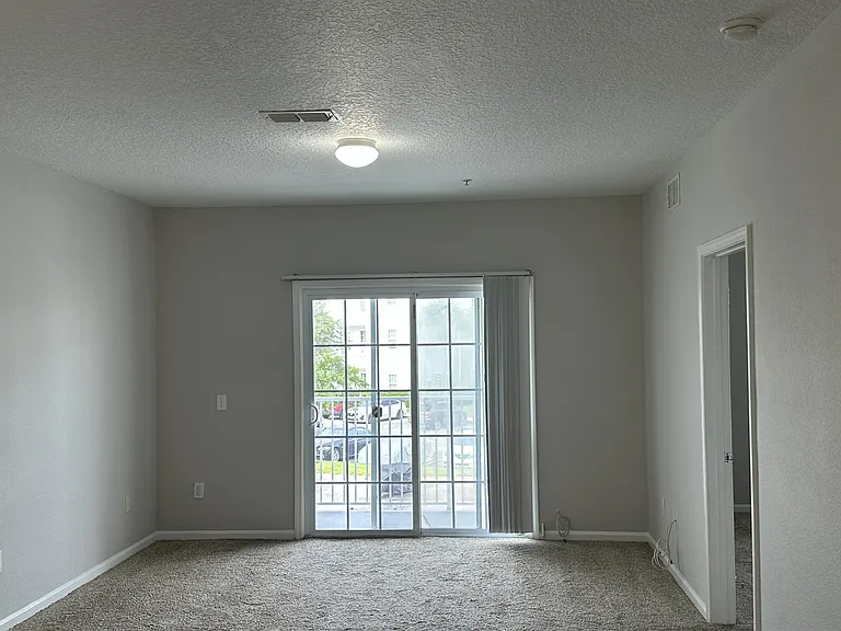 4911 Key Lime Dr #201 — Photo 16