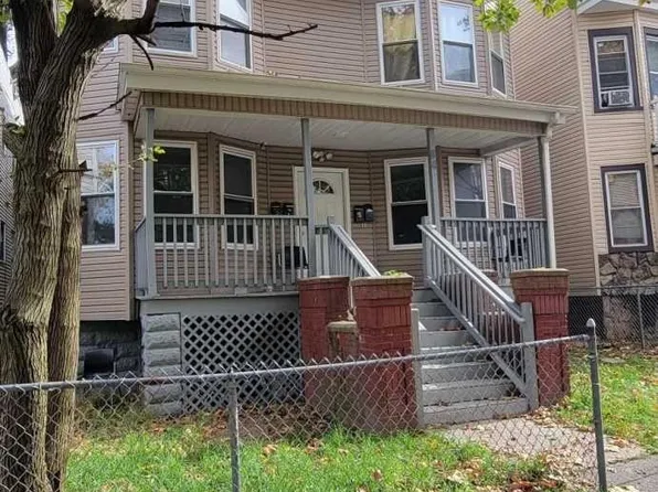 84 N Park St, East Orange, NJ 07017