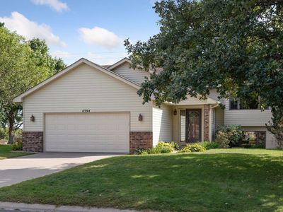 4394 Livingston Dr, Eagan, MN, 55123