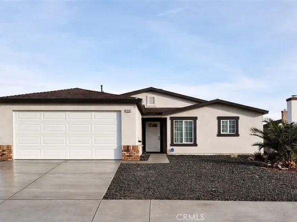 10580 Wakefield St E, Adelanto, CA 92301