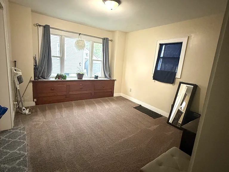 1306 Harpster Ave — Photo 3