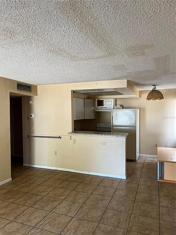 1 bed, 1.0 bath, 600 sqft, $1,200 — Photo 4