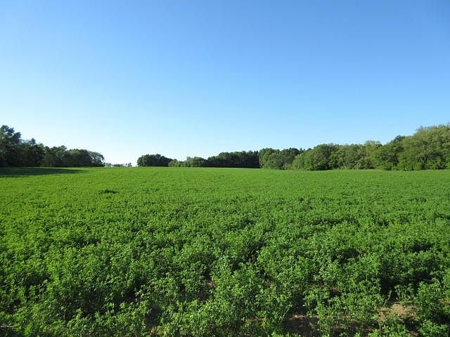 1st image of 14081 14 Mile Rd NE