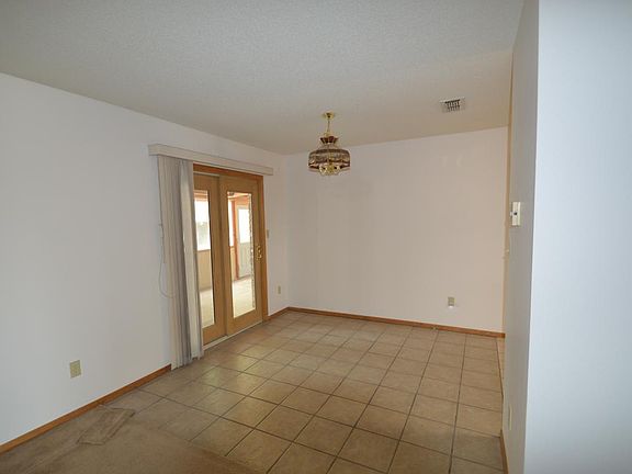 3rd image of 301 Monticello Parkway Dr