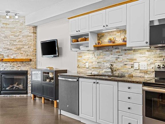 2nd image of 223 SW Tuscany Springs Blvd NW #180