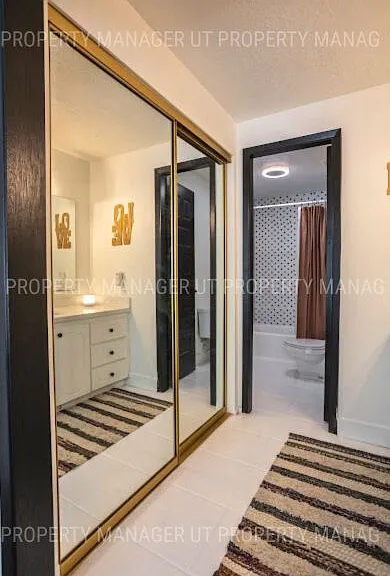 4424 W Skye Dr — Photo 2