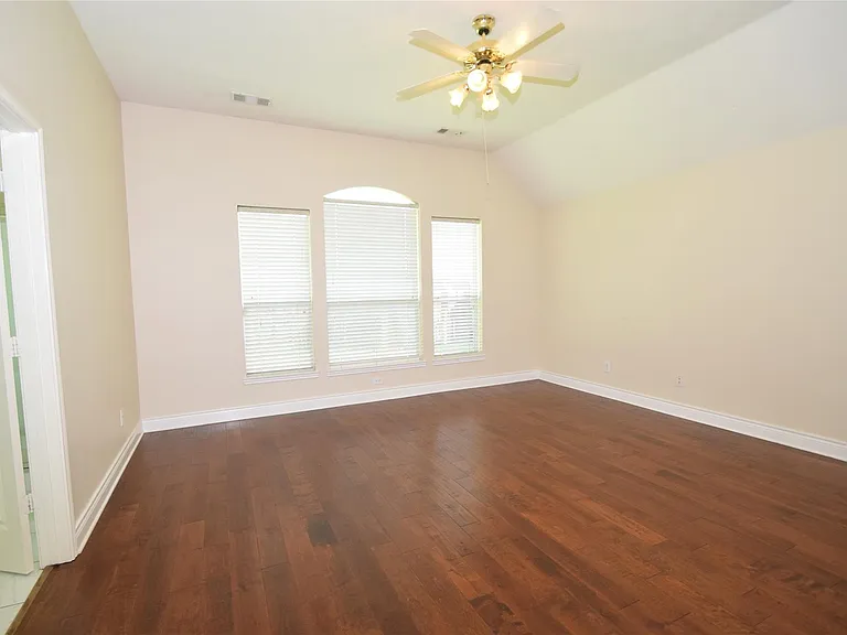 6327 Merona Ln — Photo 19