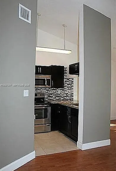13907 SW 91st Ter #13907 — Photo 2