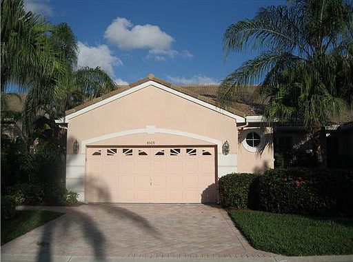 1st image of 4509 Carlton Golf Dr