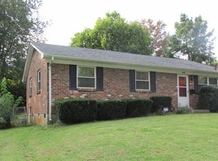 3501 Greenlawn Dr, Lexington, KY 40517