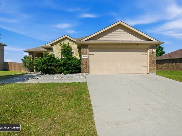 1413 N Houston St, Royse City, TX 75189