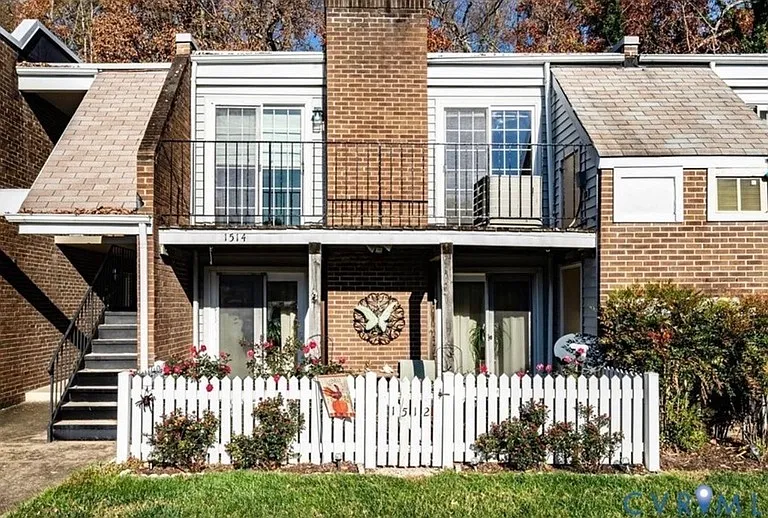 1514 Cross Keys Ct — Photo 1