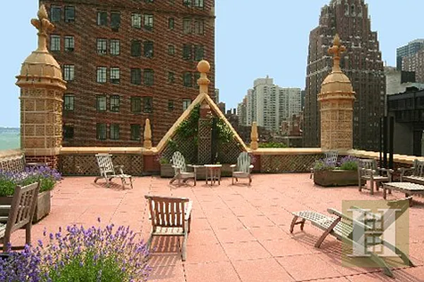 Sold by Halstead Real Estate | media 15