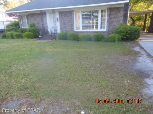 309 E 3rd Ave, Red Springs, NC 28377