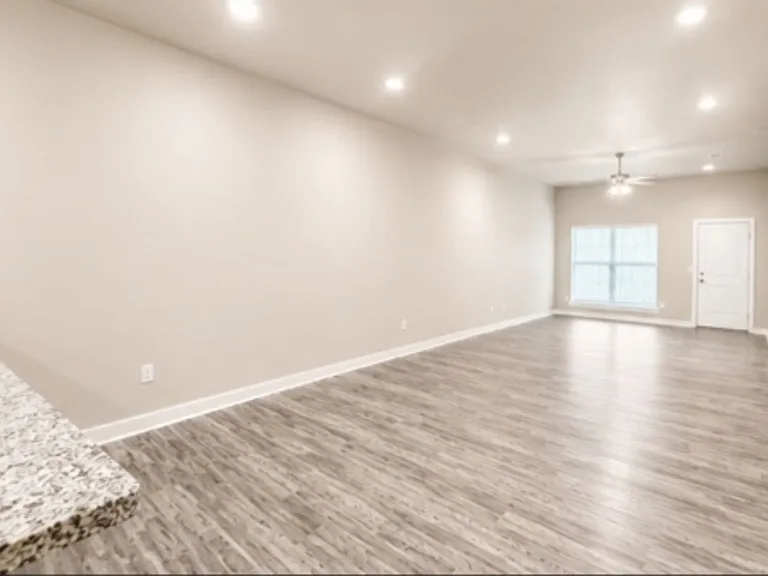 9420 Spirit Ave — Photo 5