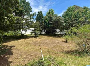 332 Montgomery Ave, Trussville, AL 35173