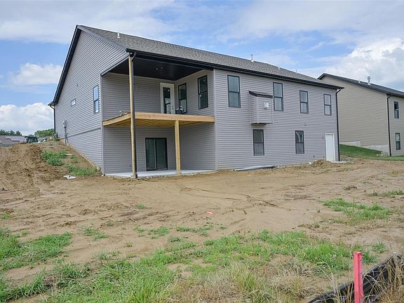 2nd image of 216 Meridian Oaks Dr