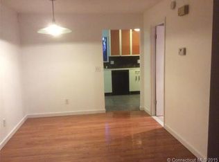 148 High Path Rd, Windsor, CT 06095