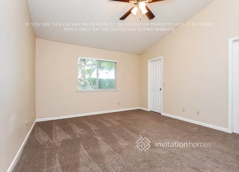 8441 Solitude Ct — Photo 5