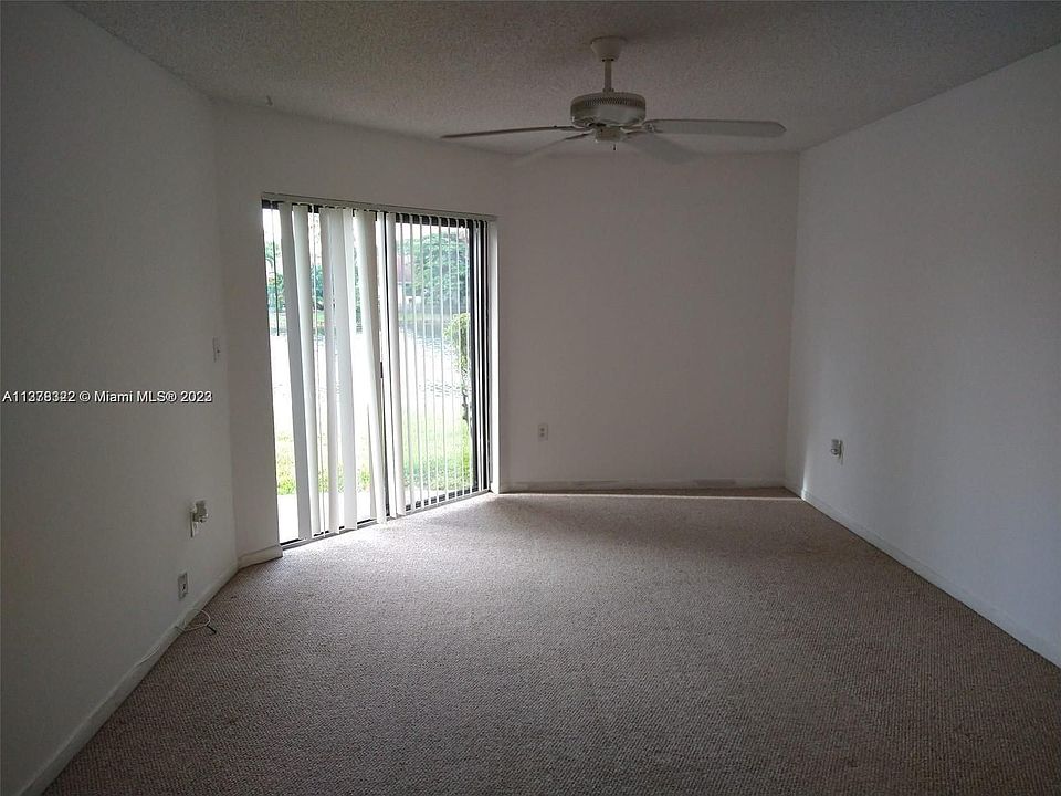 1st image of 9907 Nob Hill Ln #9907