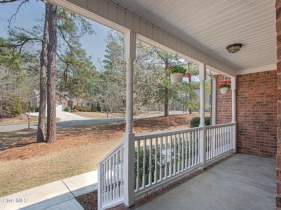 3rd image of 105 Kingswood Circle