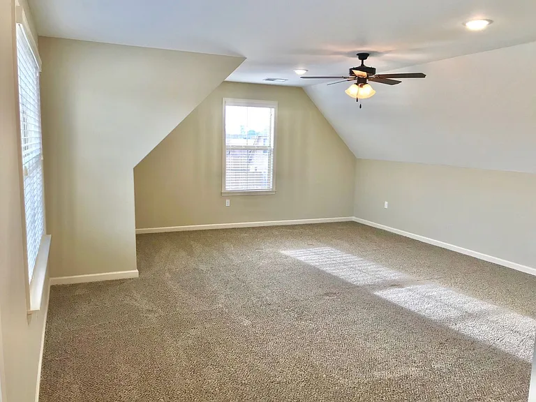 5413 Riverstone Dr — Photo 13