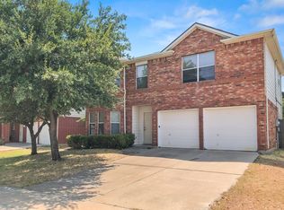 8332 Horseshoe Bend Dr, Fort Worth, TX 76131
