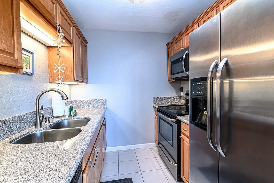 3 bed, 1436 sqft, $4,500 — Photo 4