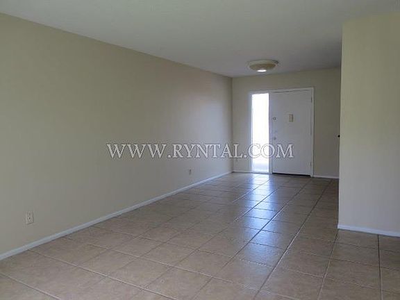 4th image of 2055 Arlington St APT 101