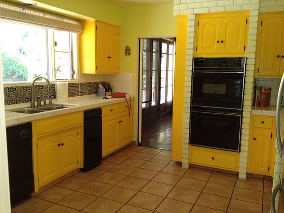 Kitchen to Dinning