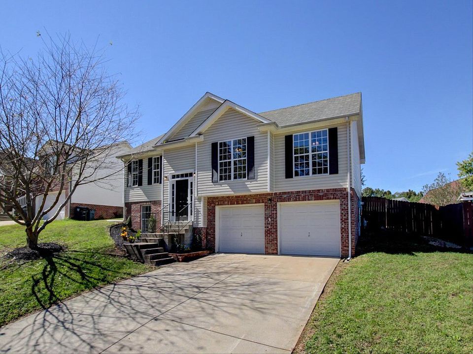 1st image of 1672 Cedar Springs Cir