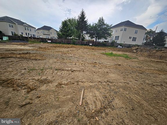 5th image of 5414 Cape Daisy Ln