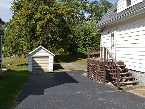 2nd image of 3987 Washington Ave