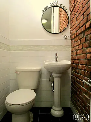 Rented by Miron Properties | media 18