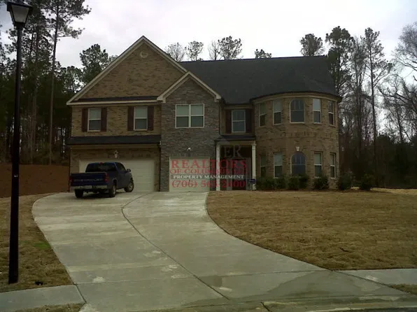 2 Waverly Dr, Fort Mitchell, AL 36856