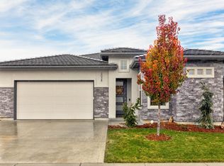 3024 W Three Lakes Dr, Meridian, ID 83646