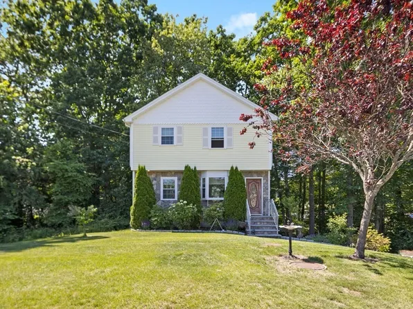 18 New Hampshire Rd, Wilmington, MA 01887