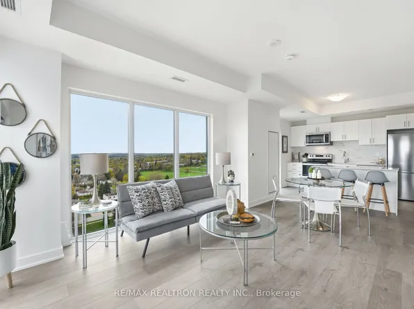 705 Davis Dr, Newmarket, ON