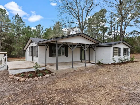 2269 County Road 3182, Joaquin, TX 75954