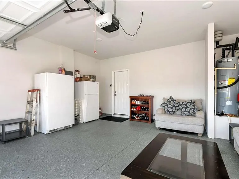 6968 Manchester Dr — Photo 59