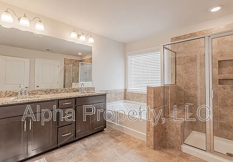 540 Yellow Fox Rd — Photo 22