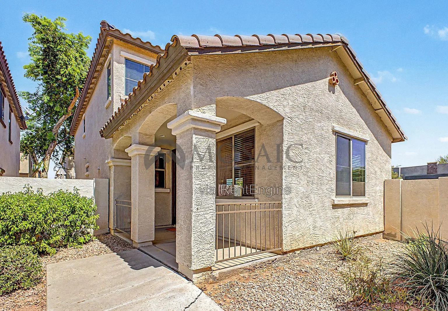 3 bed, 2.5 bath, 1684 sqft, $2,095 — Photo 4