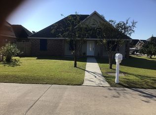 202 Blue Ridge Dr, Gray, LA 70359
